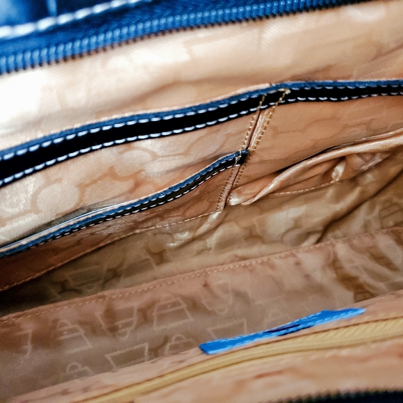 Kathy Van Zeeland bag - Picture 4 of 6